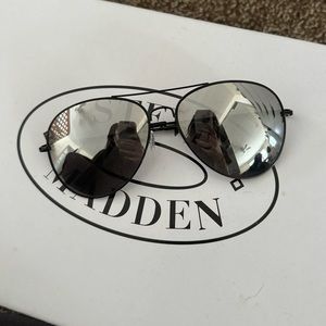 Black aviator sunglasses